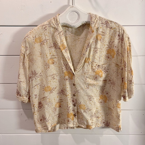 Prana Tops - PRANA – Cropped Nature Shirt (Size S)